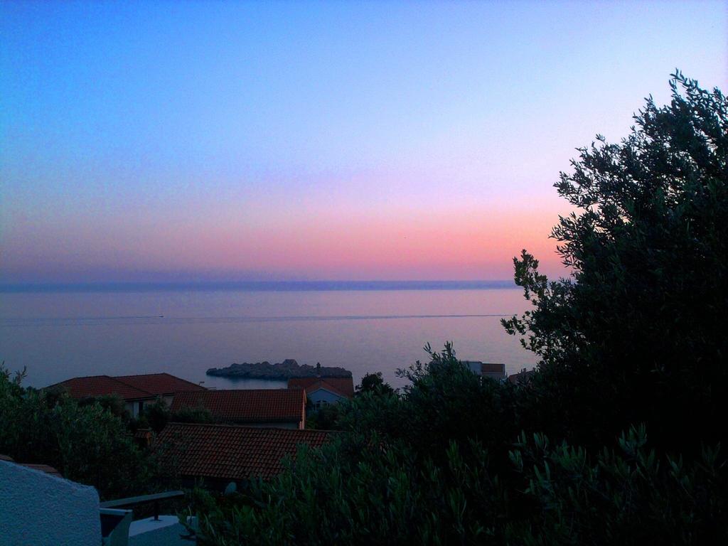 Oaza Guest House Ilha Sveti Stefan Quarto foto